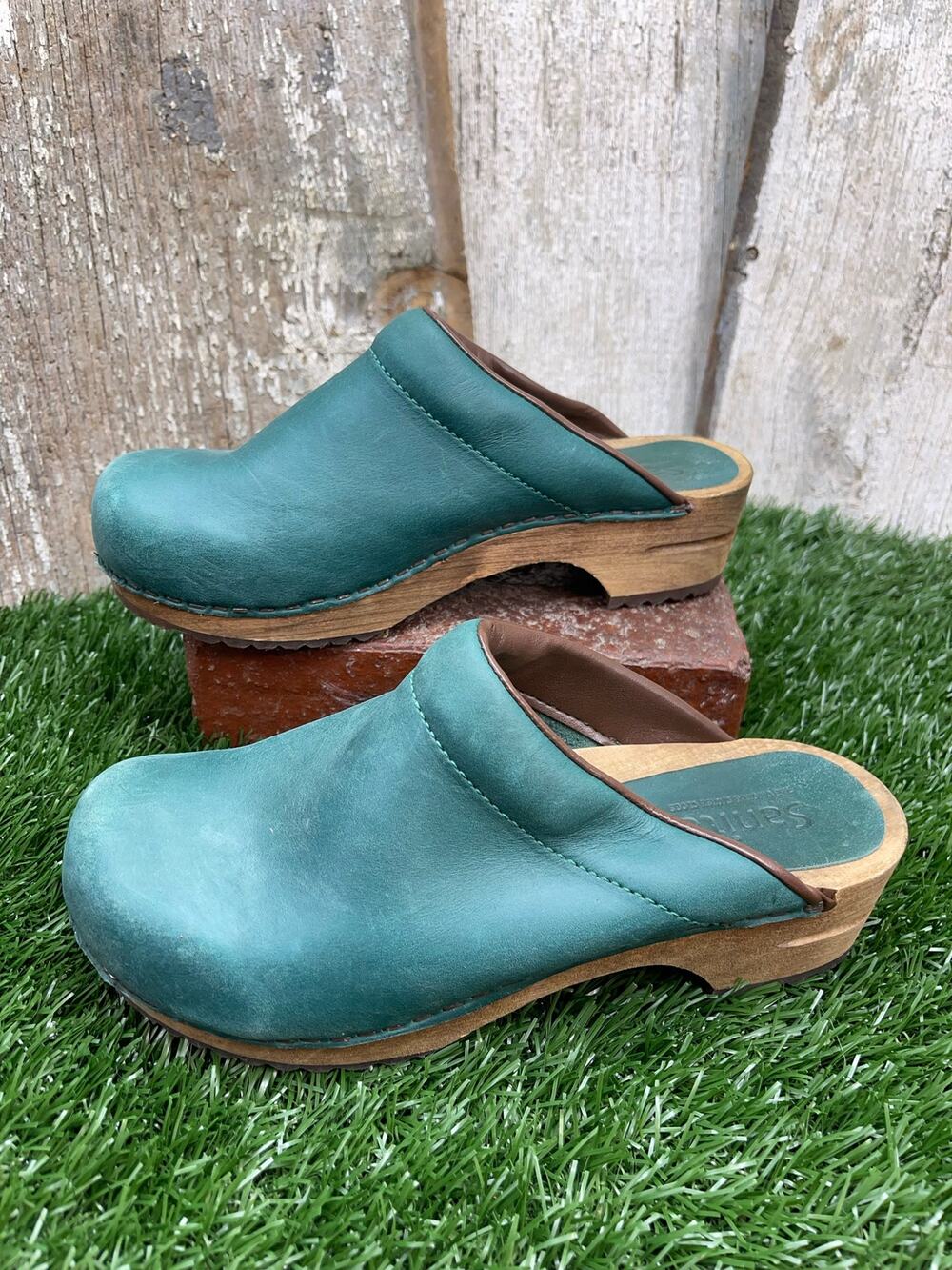 Sanita Sandra Forrest Green Leather Wooden Clogs EU36